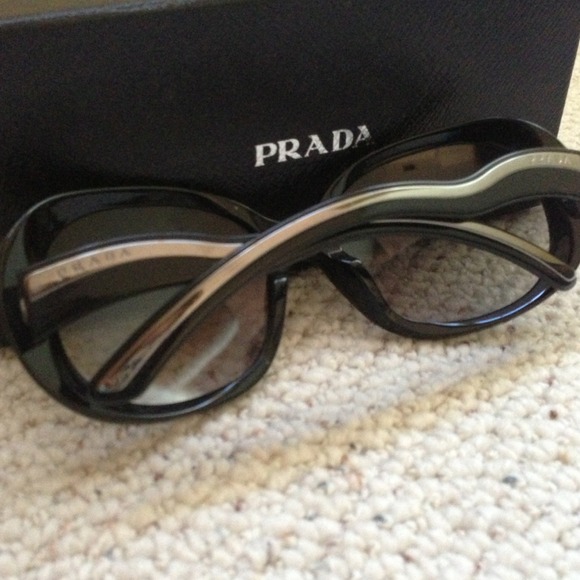 NEW SUNGLASSES