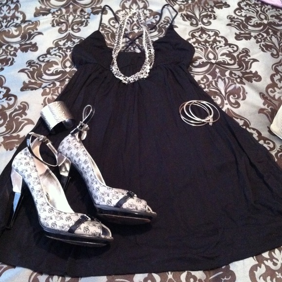 ❌SOLD❌Free People Little Black Dress