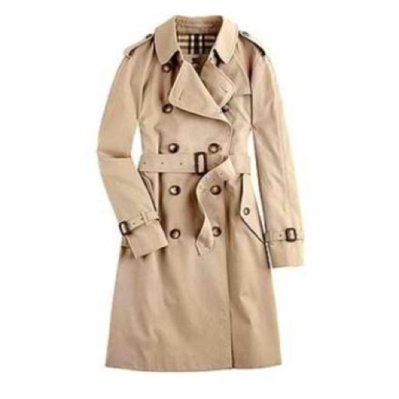 Burberry Outerwear - ⛔SOLD⛔Burberry London Windsor Trench sz 4