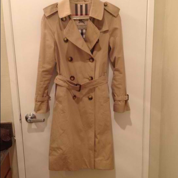 ⛔SOLD⛔Burberry London Windsor Trench sz 4 - Picture 2 of 4