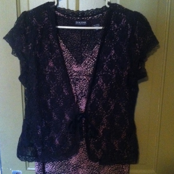 Pink and black dress with lace sweater - Picture 2 of 4