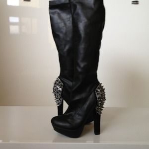 Black Spike Boots