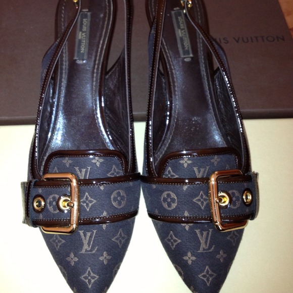 Louis Vuitton Mini mono kitten heels  size 39.5