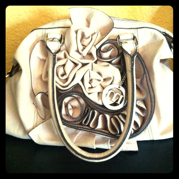 Nude color handbag