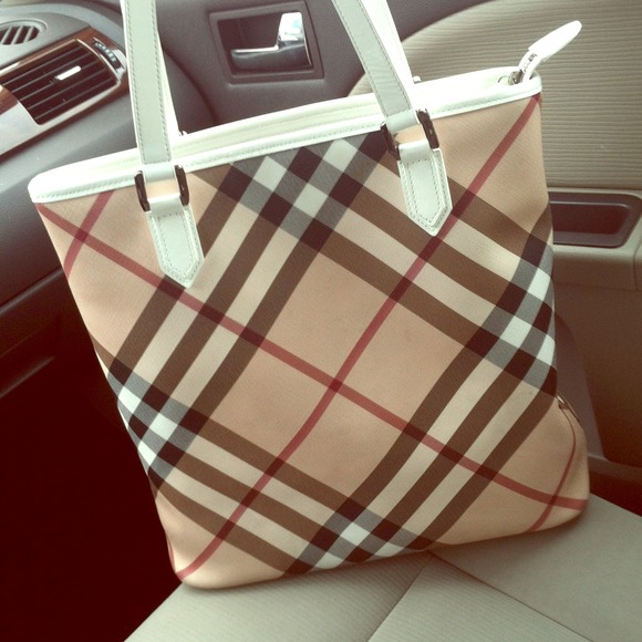 Burberry tote