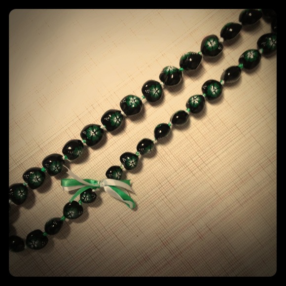 Hawaiian's Famous Puka Necklace
