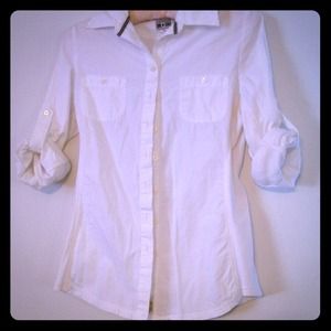 💥💥SOLD💥💥Button up casual blouse.
