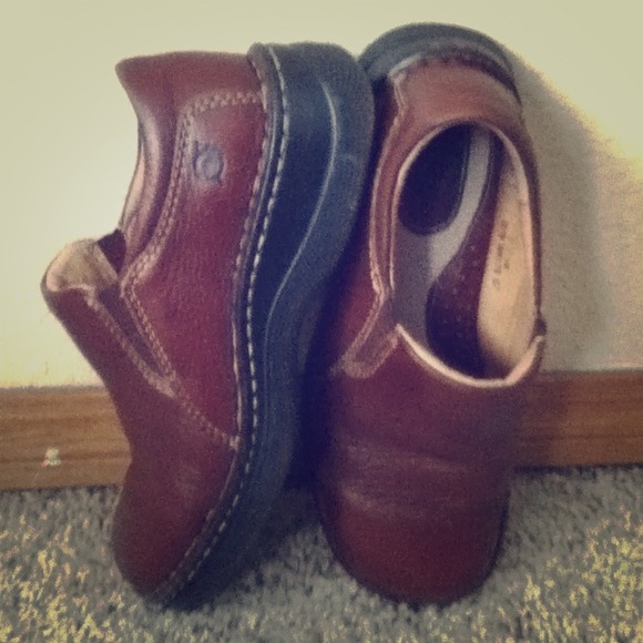 BORN Brown Leather Shoes