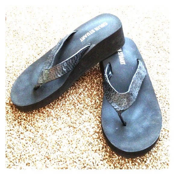 🎉SOLD🎉 Wedge flip-flop