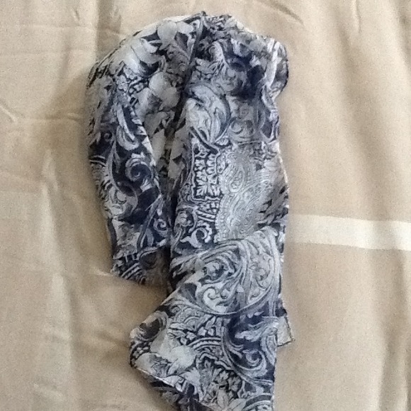 16. Vintage floral scarf