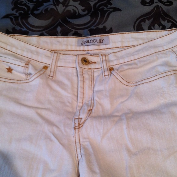 ⚡SOLD⚡NWOT- Jeanstar White Denim Jeans - Picture 3 of 4