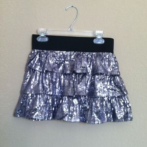 Reduced! Sparkly sequin skirt!! Sassy!