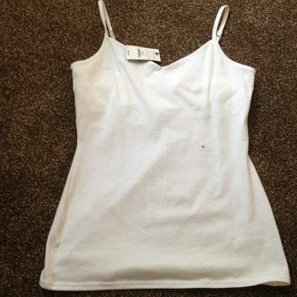 🎉 SOLD White bra top tank top