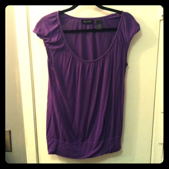 ❌SOLD❌Purple Light weight Blouse - Picture 1 of 2