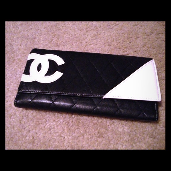 Chanel wallet