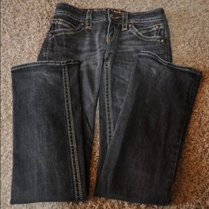 Size 28 Rock & Republic "Gwen" jeans