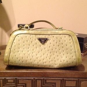 "SOLD" Really cute purse
