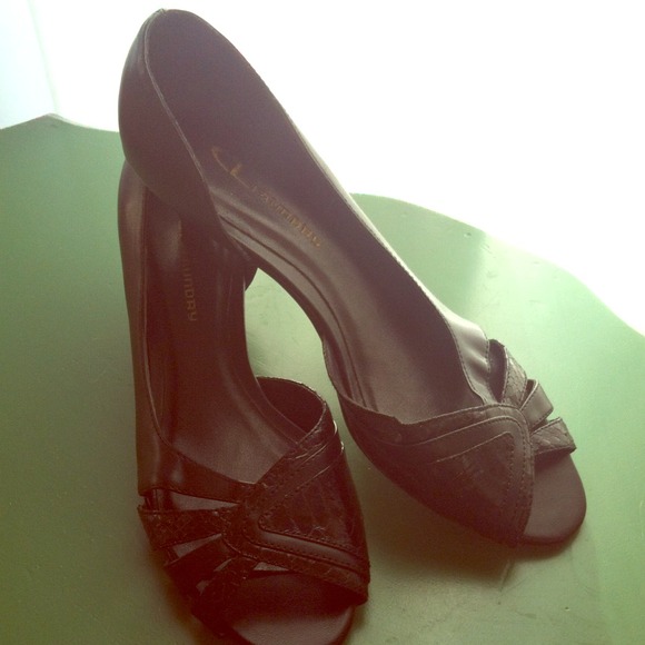 Chinese Laundry low heels