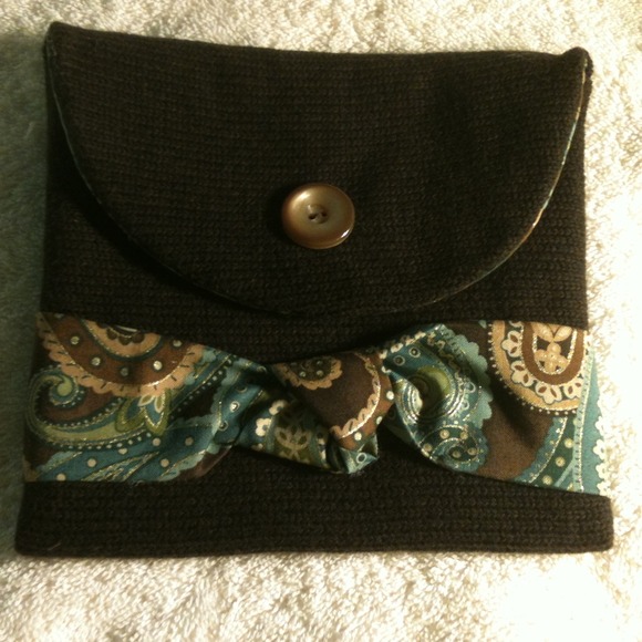 Handmade sweater knit makeup bag
