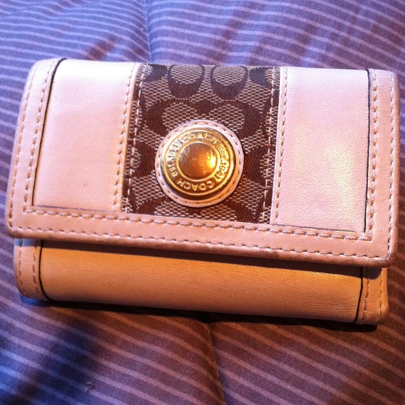 ⬇reduced! Small leather coach wallet