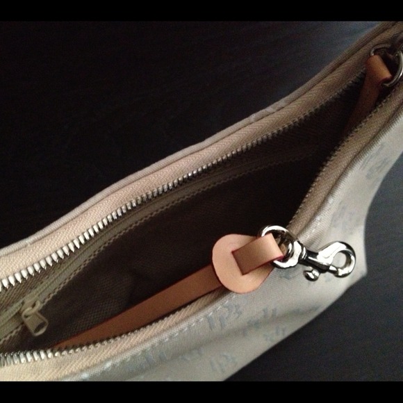 Dooney & Bourke Mini Signature Short Shoulder Bag - Picture 3 of 3