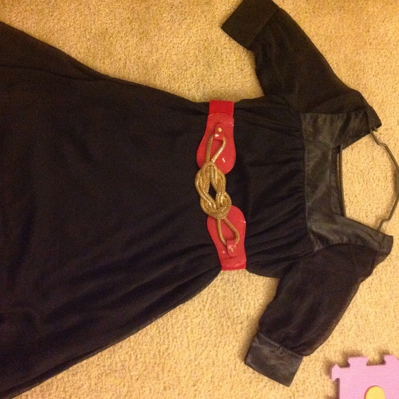 Dress - Picture 3 of 3