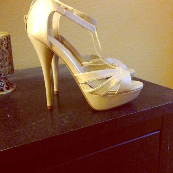 wild diva Shoes - Nude heels