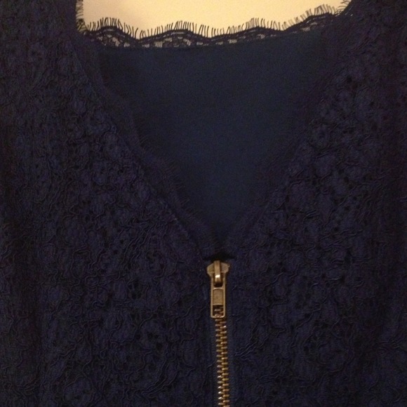 Adrianna Papell navy blue lace dress. - Picture 4 of 4