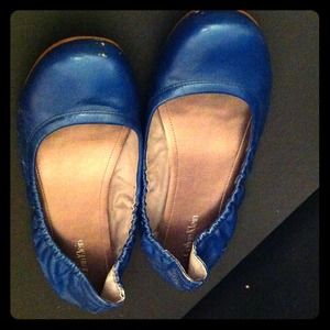 *BUNDLE RESERVED 4 KYAMOM* blue CK&pink G2K flats