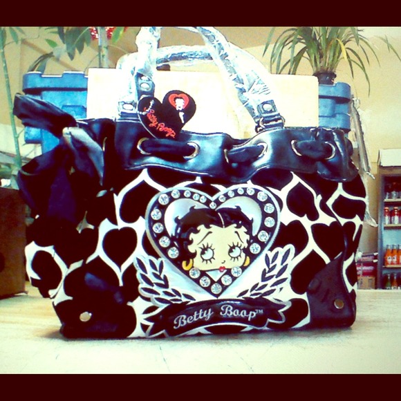Betty Boop bag w/ rinestones and free gifts!!!!