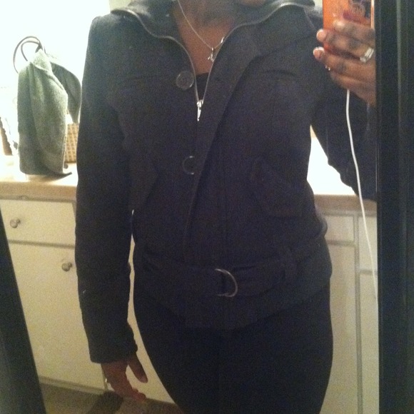 Used coat - Picture 2 of 4