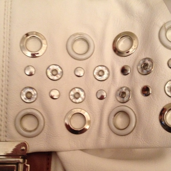 Crossbody ❤Nicole Lee❤ - Picture 2 of 4