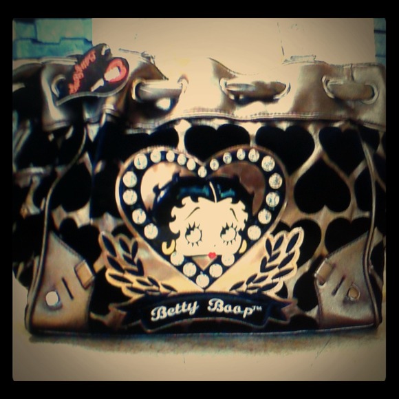 Betty Boop purse! W/ rinestomes! And free gifts!!!
