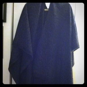 TRADE to @hunnybee02 Shawl type coat Ruana