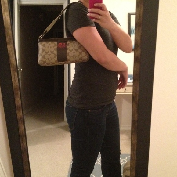 Authentic Coach Handbag - Picture 2 of 4