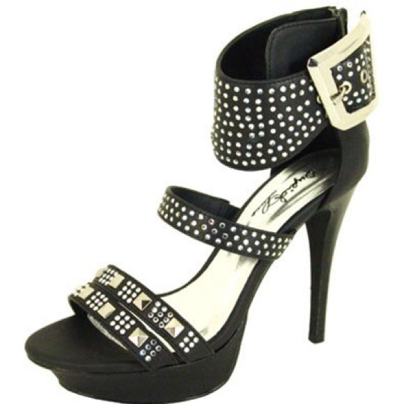 Qupid Luxe Estella Rhinestone Open Toe Sandal