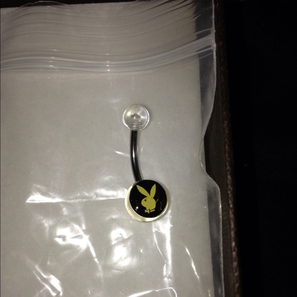 💢Never Worn!!💢 Playboy Bellybutton ring