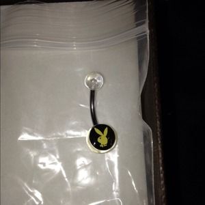 💢Never Worn!!💢 Playboy Bellybutton ring