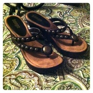 Bongo sandal wedges