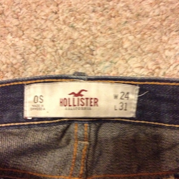 Flared hollister jeans. - Picture 3 of 4