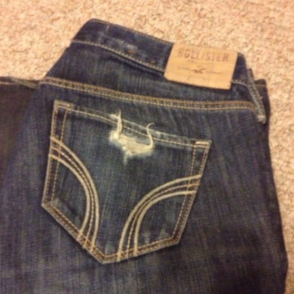 Flared hollister jeans. - Picture 4 of 4