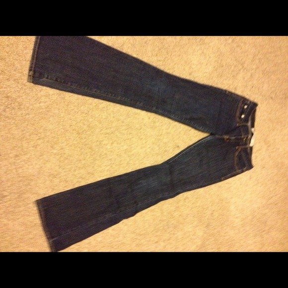 Dark denim abercrombie and Fitch jeans - Picture 2 of 3