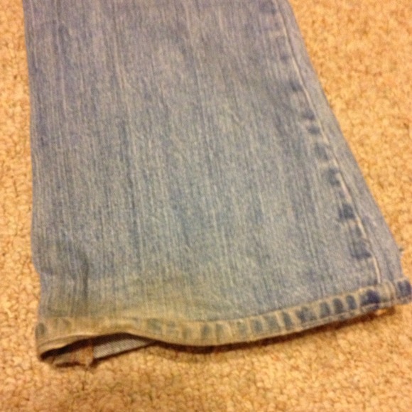 Light wash A&F jeans - Picture 2 of 4