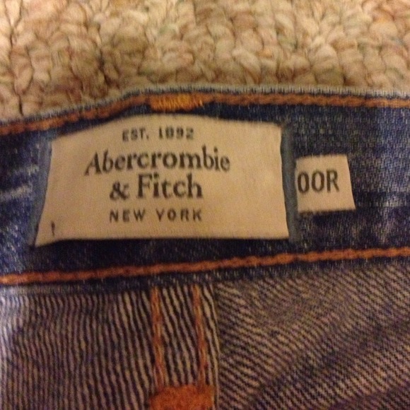 Light wash A&F jeans - Picture 4 of 4