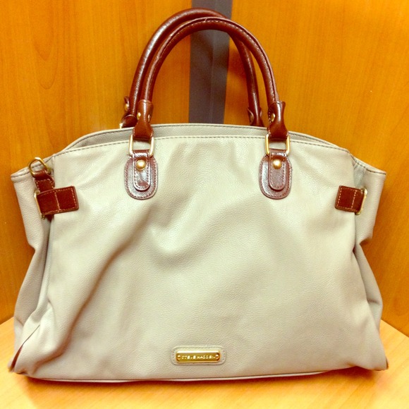 💢RESERVED💢 for @babecakes78 Steve Madden Satchel