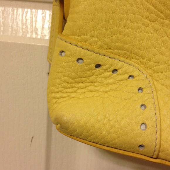 Authentic Coach handbag!!! - Picture 4 of 4