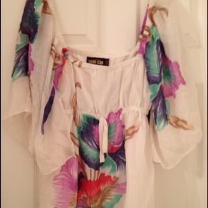 🌸 Very pretty silk top!🌸 On Hold For Rakkwife