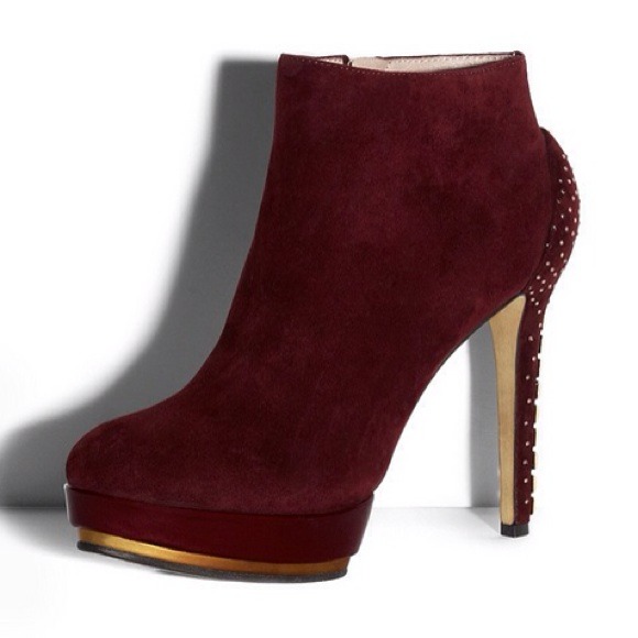 Vince Camuto Red Suede Booties 🆕 - Picture 2 of 3