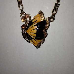 Fashion necklace