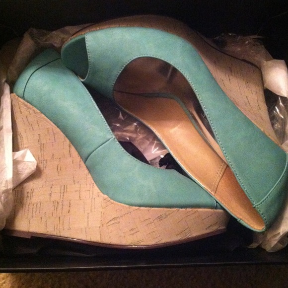 Wages - Picture 1 of 1